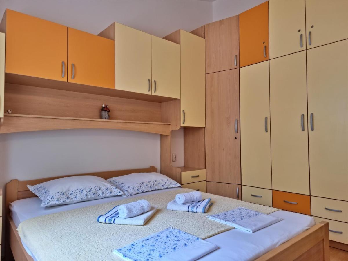 Apartments Gajo 奥米什 外观 照片